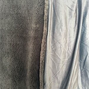 Reversible Sherpa and Velvet Blanket